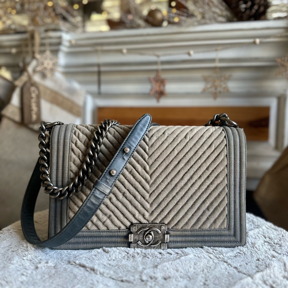Sold on fb. Medium Denim Chevron Boy Bag crossbody - Picture 1 of 17